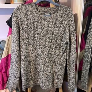 Beautiful knit Roots sweater